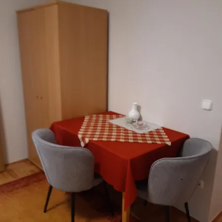 Anita Apartmanhaz * Balatonfured