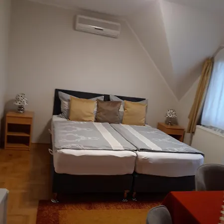 Anita Apartmanhaz Apartment *