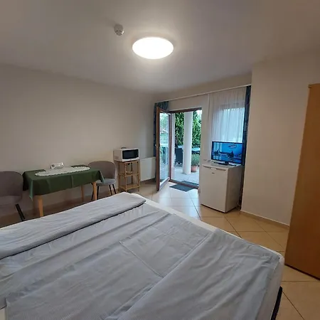 Apartment Anita Apartmanhaz *