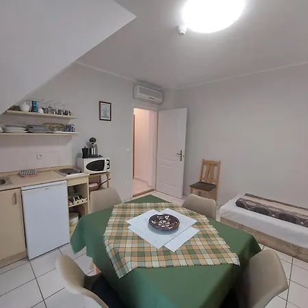 Anita Apartmanhaz Apartment *
